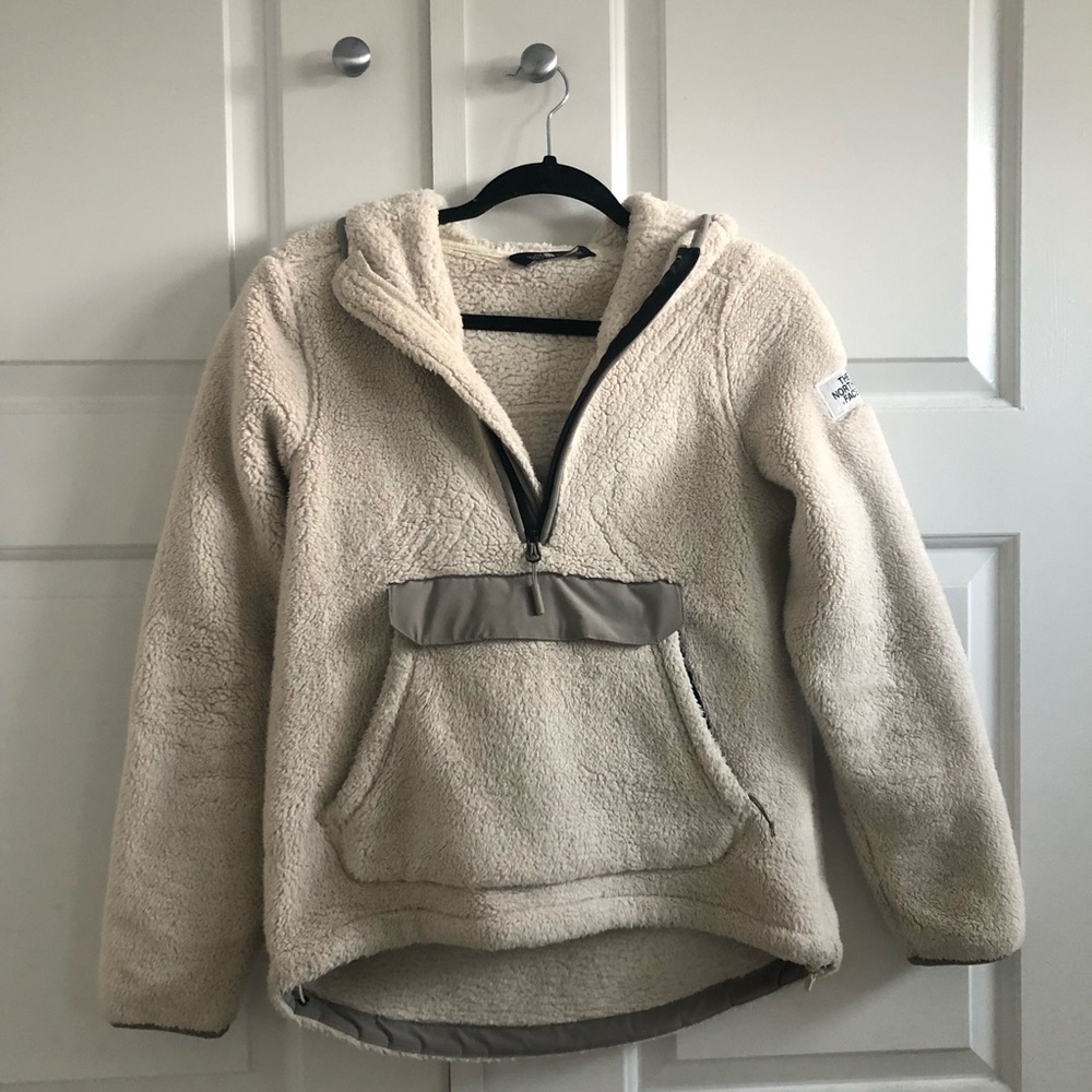 S North Face Sherpa pullover
